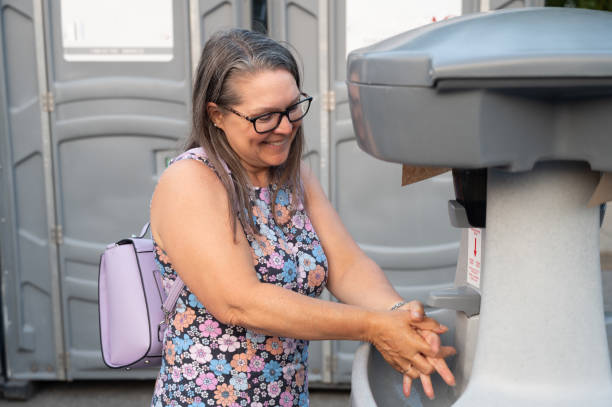 Best Emergency porta potty rental  in Clawson, MI